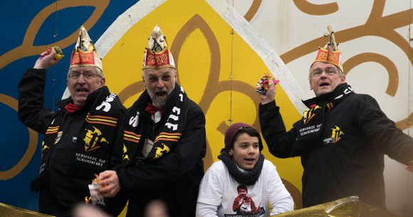 Schwarze11-Faschingszug-2015_00005