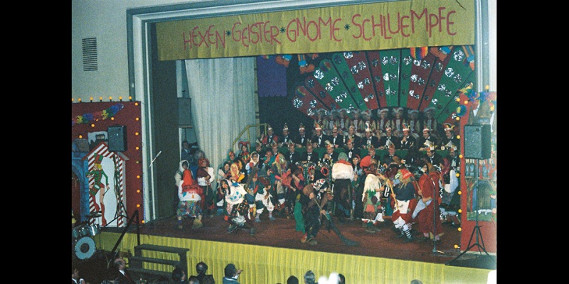schwarze11-1979-472