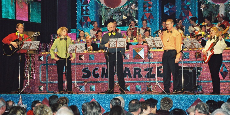 schwarze11-2002-211