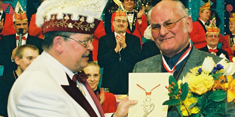 schwarze11-2003-458