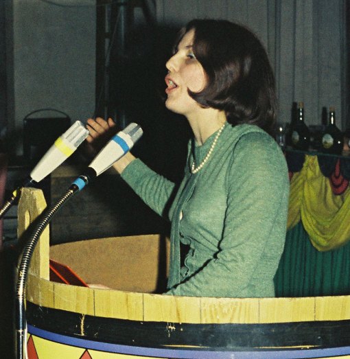 S11-1975-WK-01-001