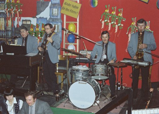 schwarze11-1980-158