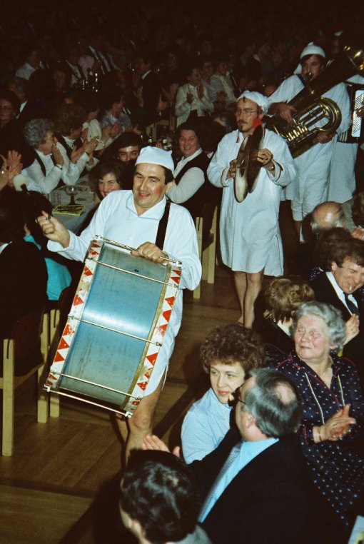 schwarze11-1982-013_08