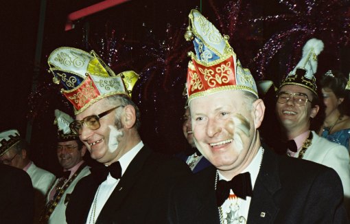 schwarze11-1985-319