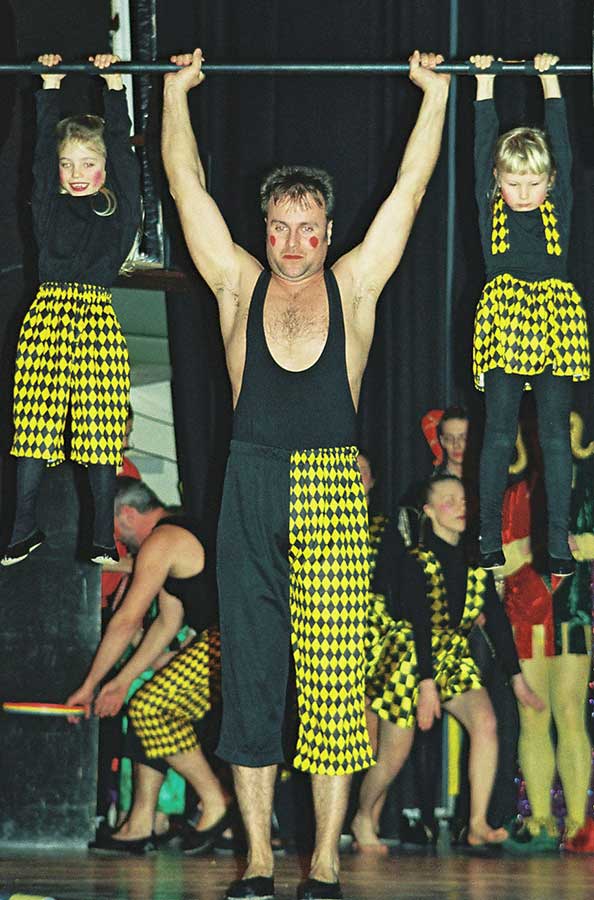 schwarze11-1998-517 schwarze11-1998-517
