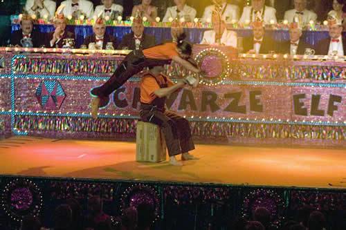 sw11_2008_hg_02_03
